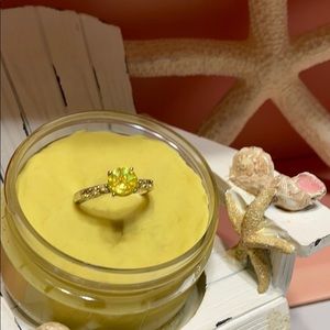 Yellow Sapphires & Yellow Quartz Round Stone